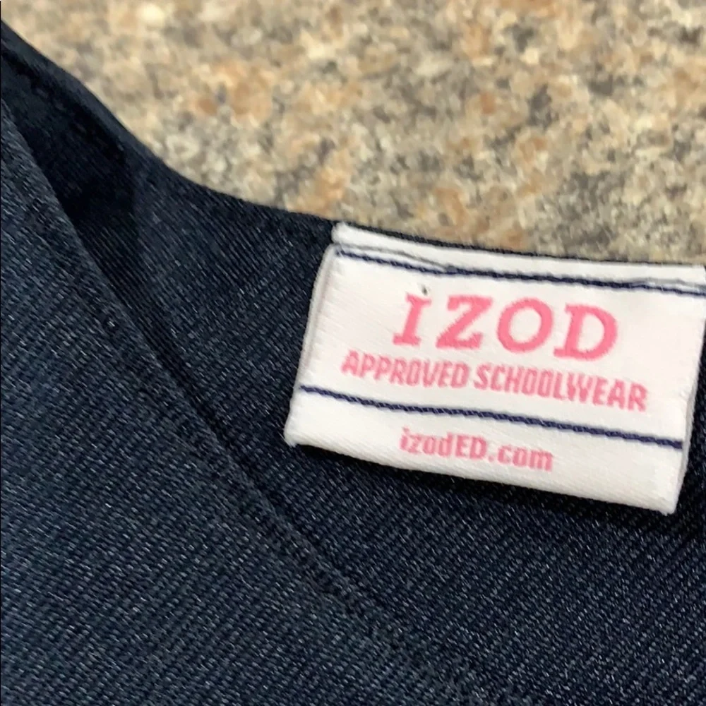 Izod school dress - size 4